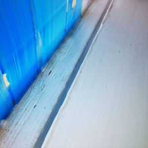 Middle of closed window